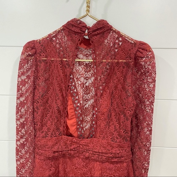 Revolve NWT Saylor Celia Dress in Russet Size S - Picture 9 of 13